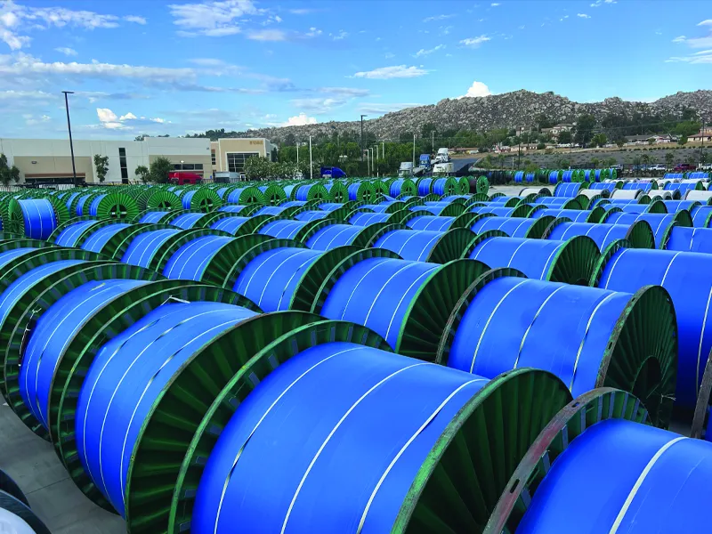 Discrimen inter retinacula mediae intentionis et potentiae infimae intentionis.